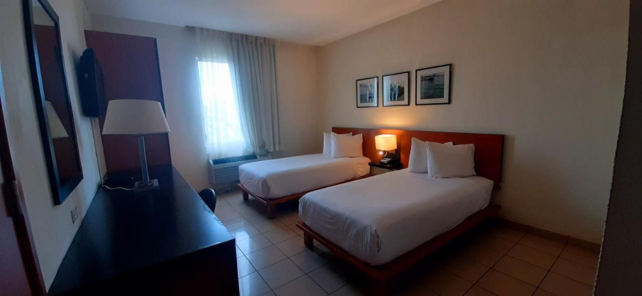 Comfort Inn Real Ла-Уньон Экстерьер фото